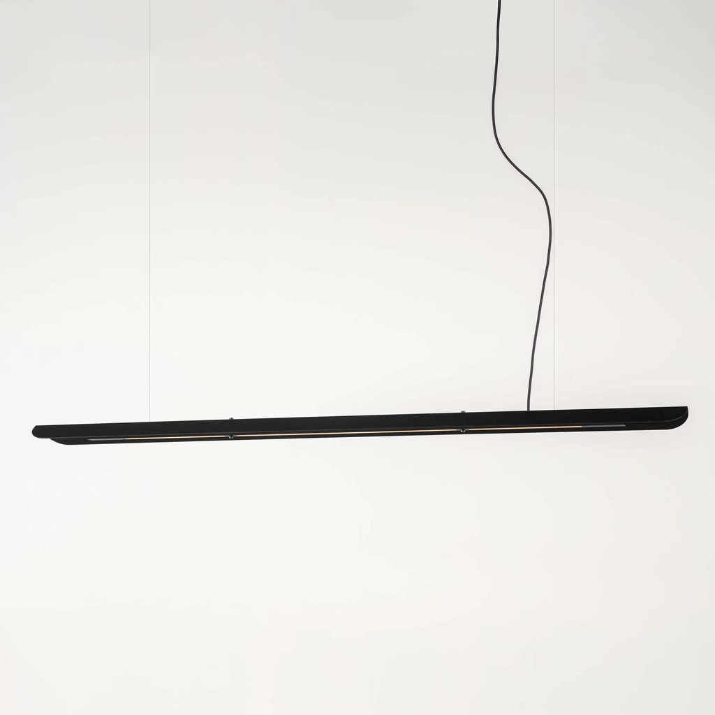 [52.4101.B5A.002] Vectris Z Deckenaufbaupendelstrahler (Glaslinse 60°, DALI-2, 002/schwarz/RAL9005, 2700K / CRI98 Sunlight)