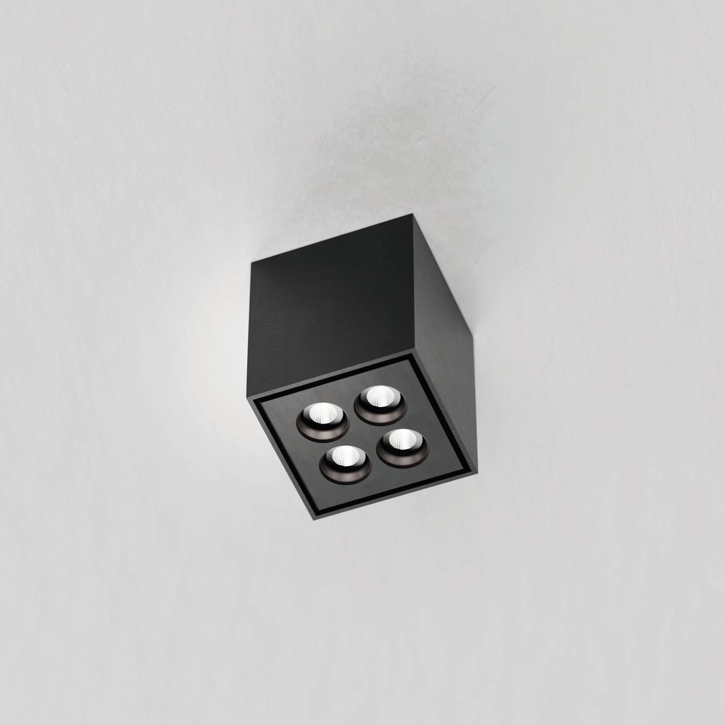 NIO ON 2×2 Deckenaufbaustrahler IP54 (BX – Black Textured Matt)