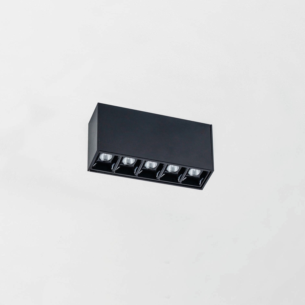 Nixe 5×1 ON Deckenaufbaustrahler (2700K / CRI90, 15°)