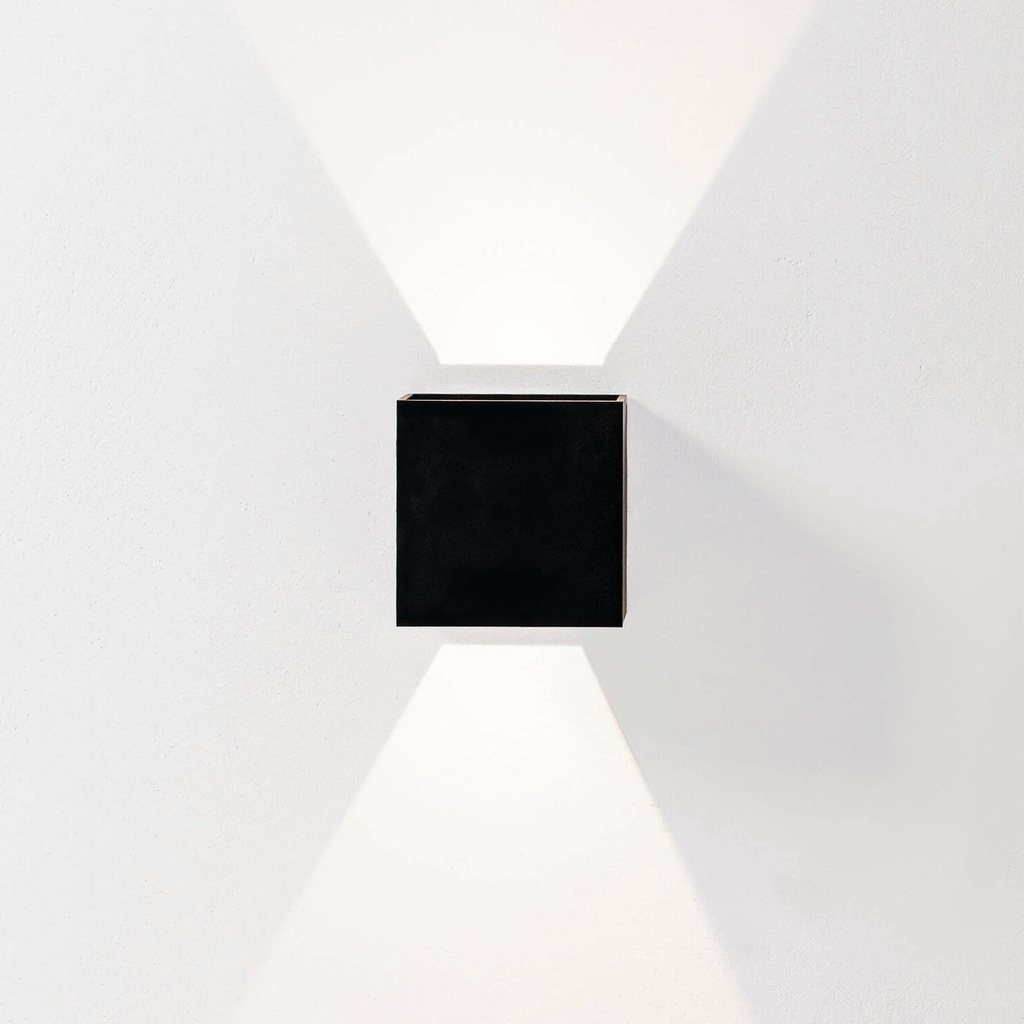 Kubbik Außenstrahler IP65