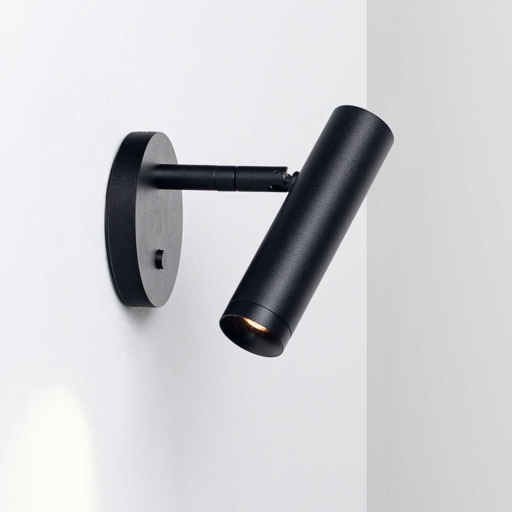 MFlask H K wall-mounted spotlight (2700K / CRI98 Sunlight, 002 – Black, PH-CUT – Phase Dimmer)