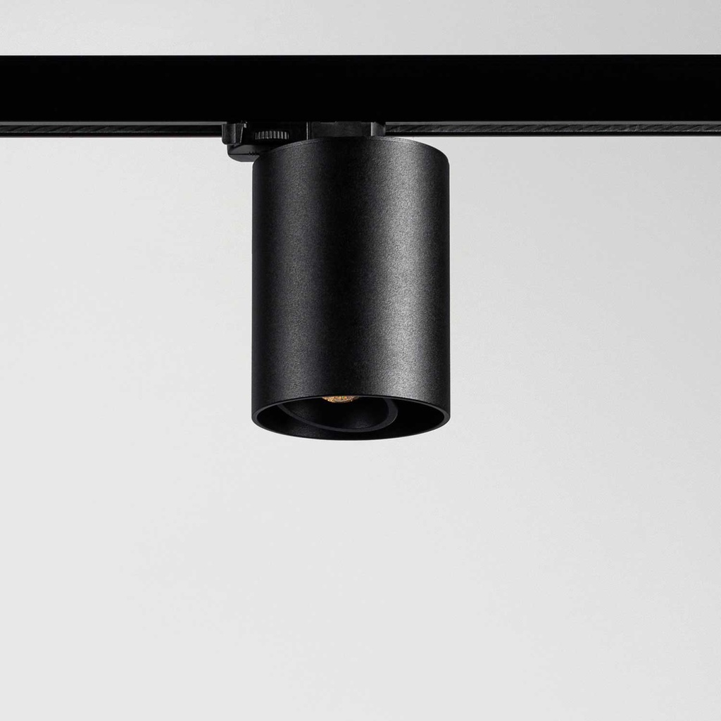 Maxime R TRC track spotlight 3-phase (2700K / CRI98 Sunlight, 002 – Black, PH-CUT – Phase Dimmer)