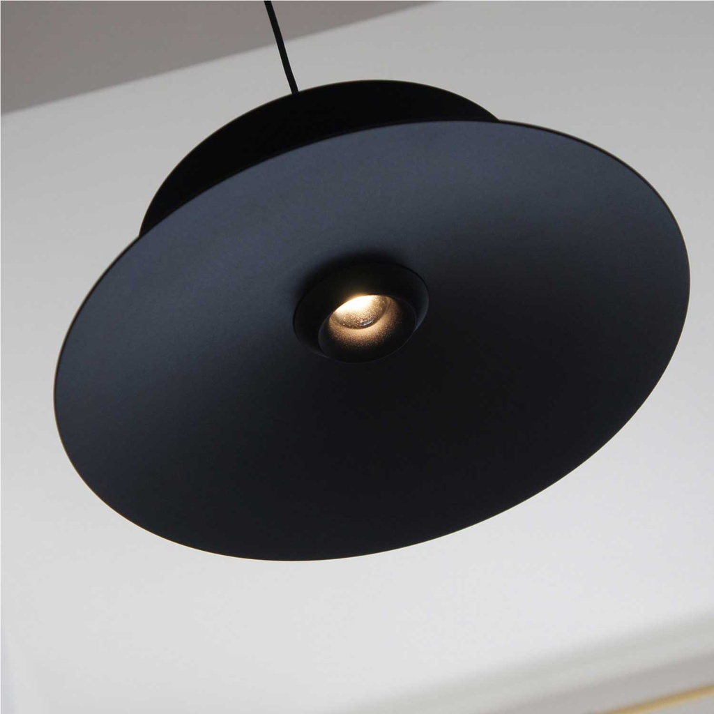 Moonlight Z U Pendelaufbaustrahler (2700K / CRI98 Sunlight, 002 – Schwarz, PH-CUT – Phasendimmer, A)