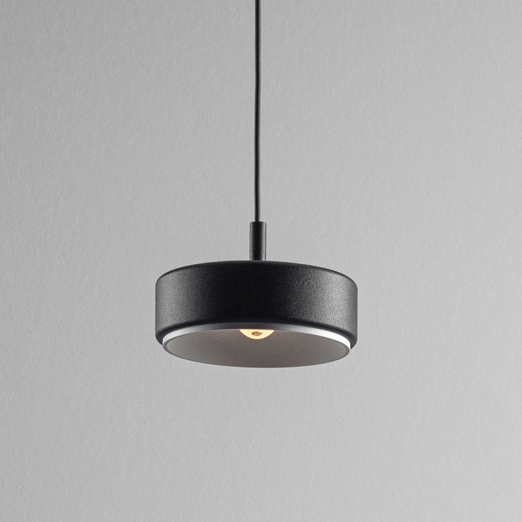 Tonic Z TR48 Track Pendant Spotlight 48V (2700K / CRI98 Sunlight, 002 – Black, DALI-2 – DALI-2, A A)