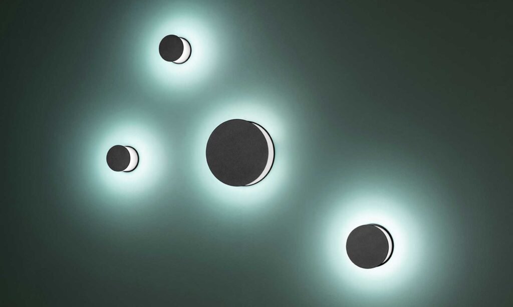 Wandaufbauleuchte LUNO K IP44 in drei Größen