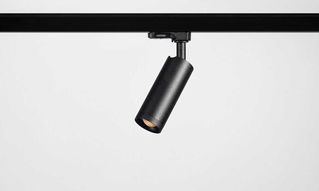 3PH Schienenstrahler MAMAN R TRC mit verstellbarer Linse, von CHORS®